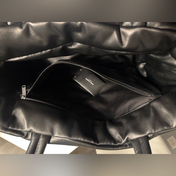 Saint Laurent Black Quilted Leather Tote Bag - Picture 7 of 10